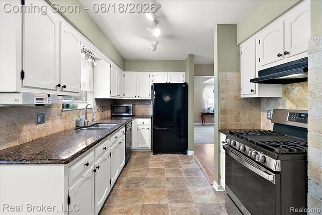 6339 Westwego Drive, Brighton, MI 48116