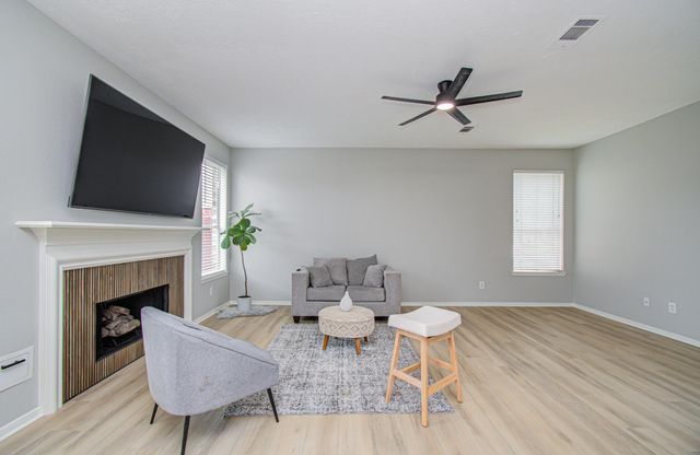 2226 Laurel Forest Way, Houston, TX 77014