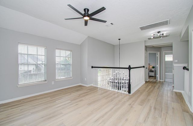 2226 Laurel Forest Way, Houston, TX 77014