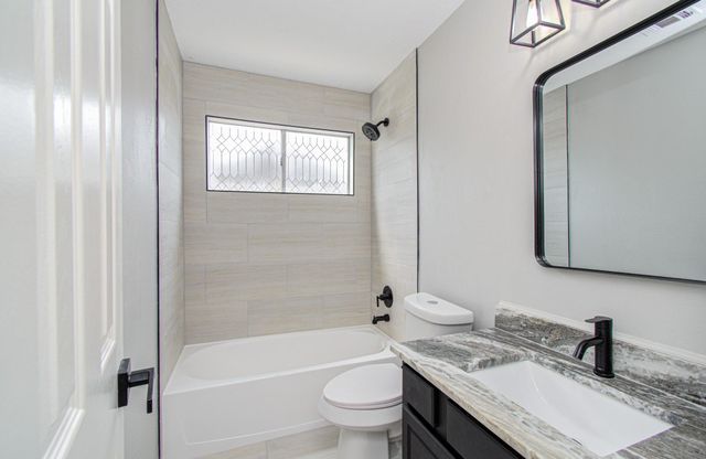 2226 Laurel Forest Way, Houston, TX 77014