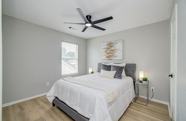 2226 Laurel Forest Way, Houston, TX 77014