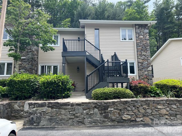 610 Britton Creek Drive, Hendersonville, NC 28791