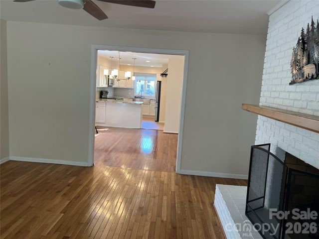 610 Britton Creek Drive, Hendersonville, NC 28791