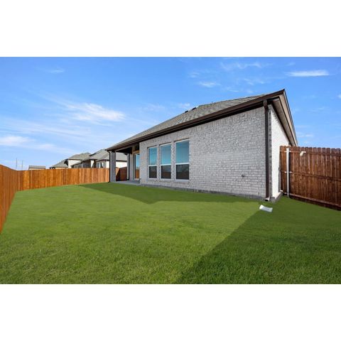 8716 Heartland Drive, Fort Worth, TX 76123