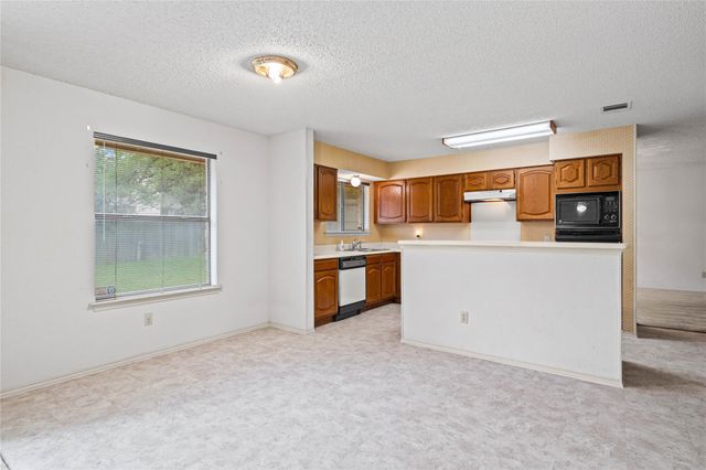 7100 Pine Bluffs TRL, Austin, TX 78729