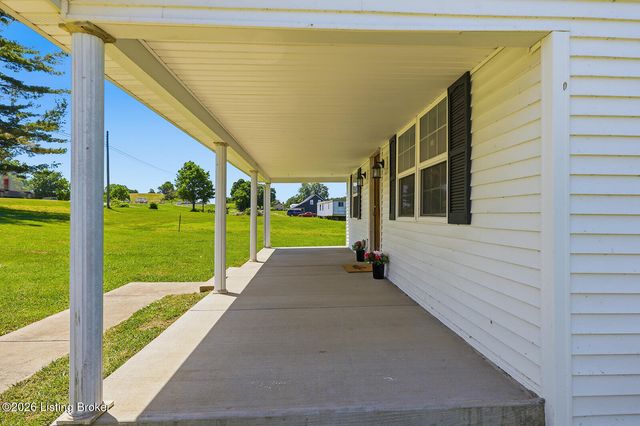 2214 Harrodsburg Rd, Lawrenceburg, KY 40342