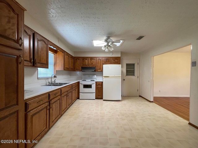 12929 PEACEFUL Road, Jacksonville, FL 32226