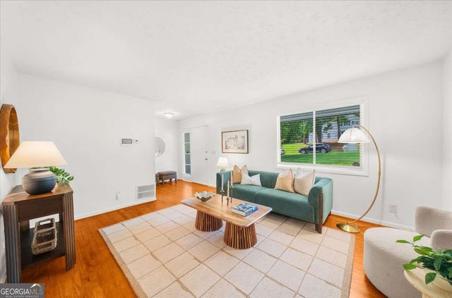 2946 Lloyd Road, Decatur, GA 30034