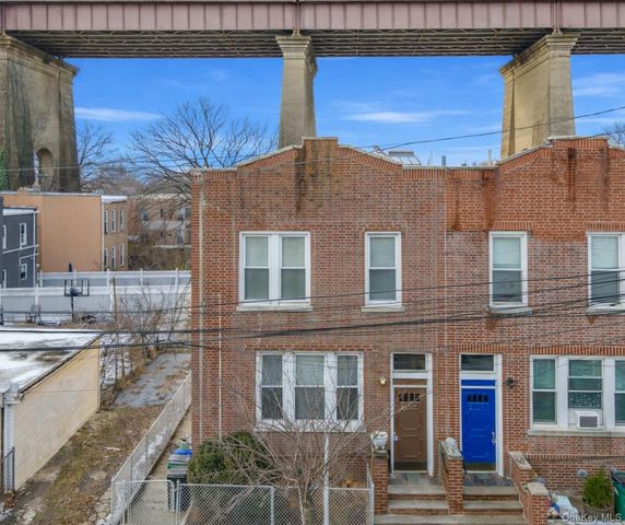 2120 22nd Road, Astoria, NY 11105
