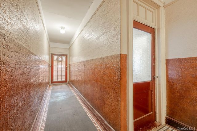 2120 22nd Road, Astoria, NY 11105