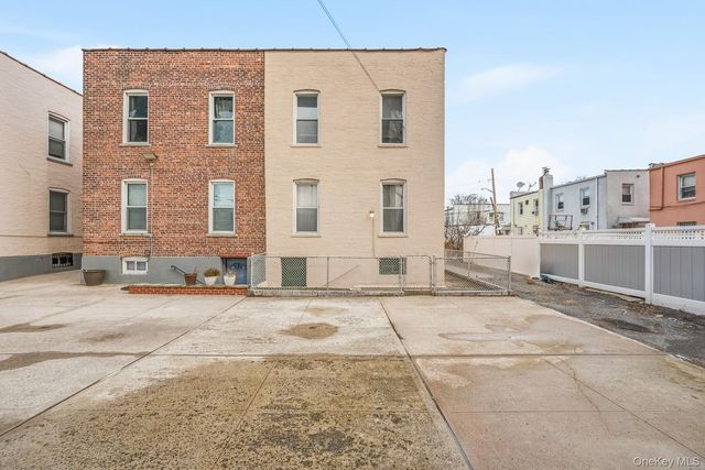 2120 22nd Road, Astoria, NY 11105