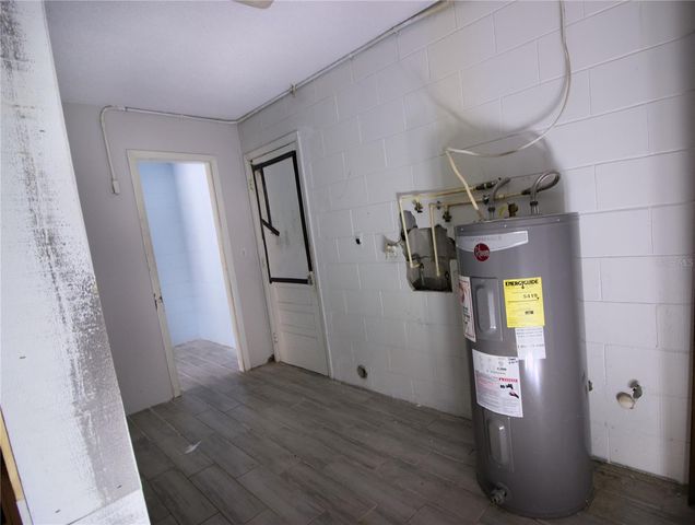 501 ROSE AVENUE, Fruitland Park, FL 34731