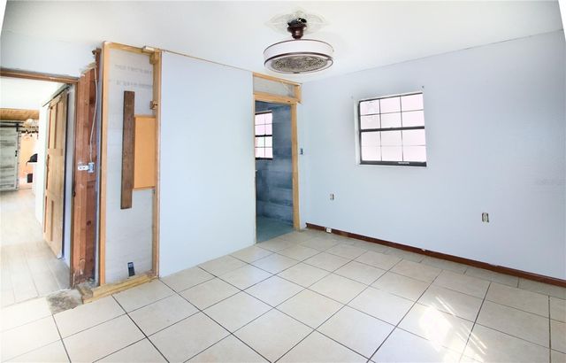 501 ROSE AVENUE, Fruitland Park, FL 34731