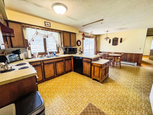 38 Cyr Court, Bennington, VT 05201
