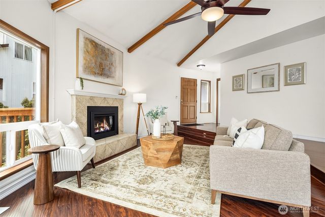 21723 3rd Avenue SE, Bothell, WA 98021