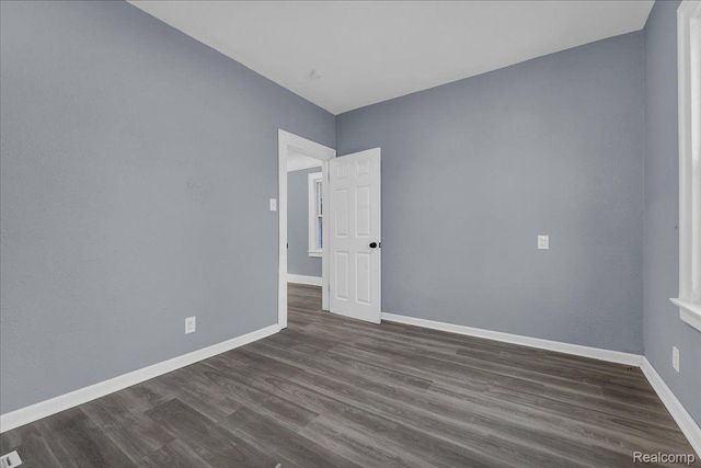 16148 ROSELAWN Street, Detroit, MI 48221