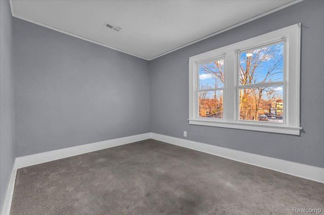 16148 ROSELAWN Street, Detroit, MI 48221