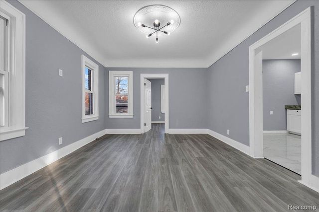 16148 ROSELAWN Street, Detroit, MI 48221