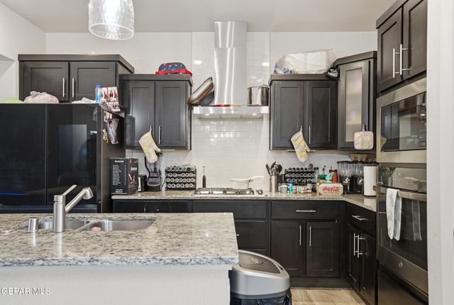 12622 ZOLLINGER Avenue, El Paso, TX 79928
