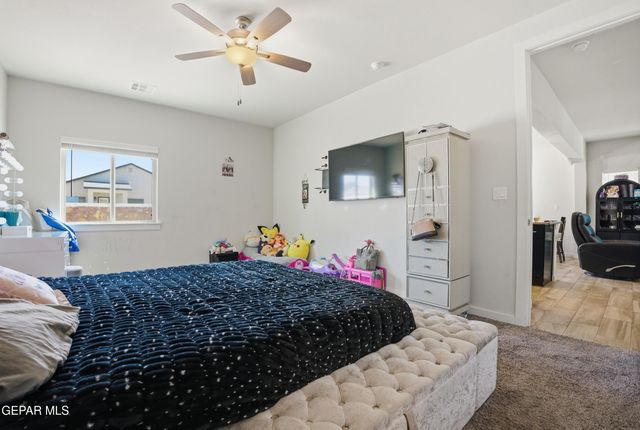 12622 ZOLLINGER Avenue, El Paso, TX 79928