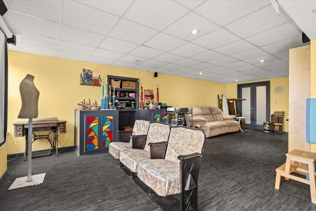 739 Bonaventure Drive, Oswego, IL 60543