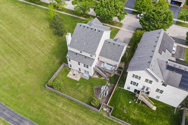 739 Bonaventure Drive, Oswego, IL 60543