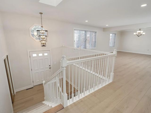 7783 Kingsview Lane N, Maple Grove, MN 55311