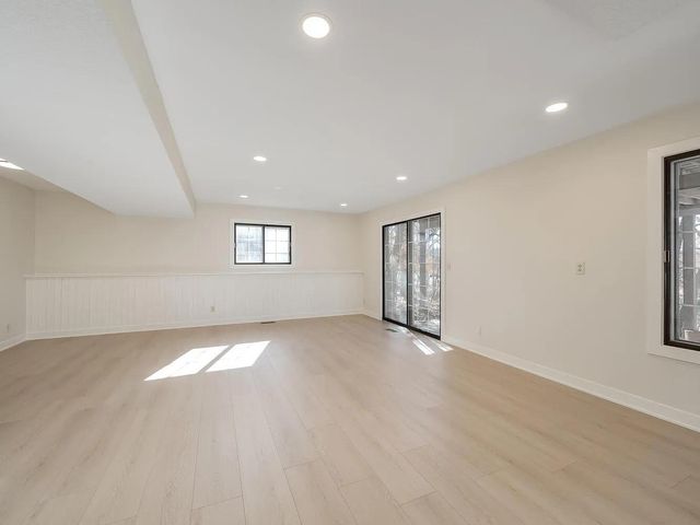 7783 Kingsview Lane N, Maple Grove, MN 55311