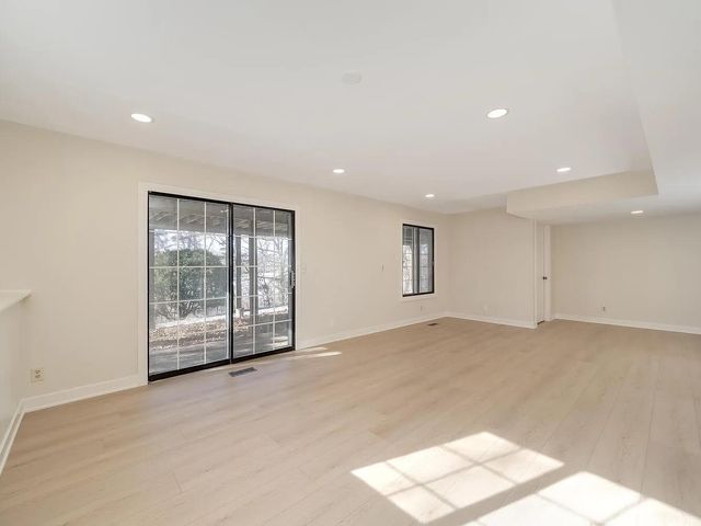 7783 Kingsview Lane N, Maple Grove, MN 55311