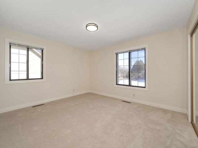 7783 Kingsview Lane N, Maple Grove, MN 55311