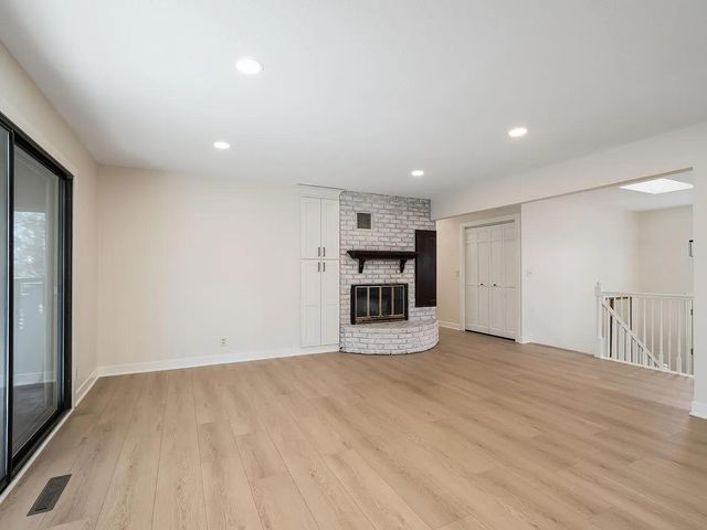 7783 Kingsview Lane N, Maple Grove, MN 55311