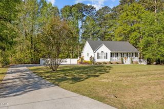 127 Phyllis Drive, Benson, NC 27504