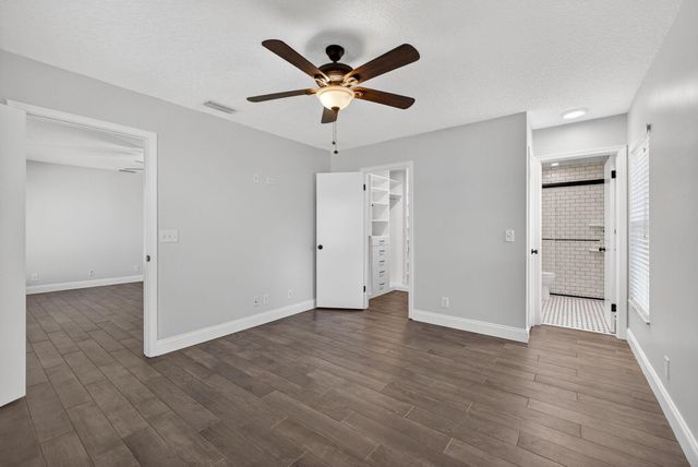 18942 SE Hillcrest Drive, Jupiter, FL 33469