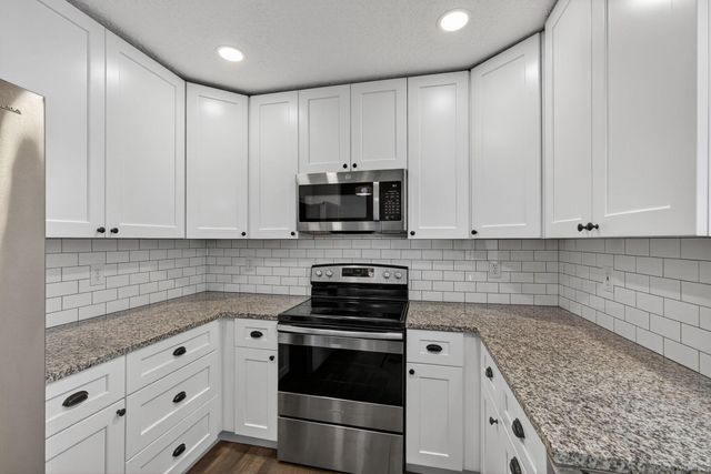 18942 SE Hillcrest Drive, Jupiter, FL 33469