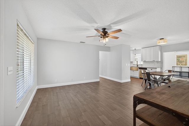 18942 SE Hillcrest Drive, Jupiter, FL 33469