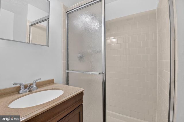 16428 PENNSBURY DR, Bowie, MD 20716