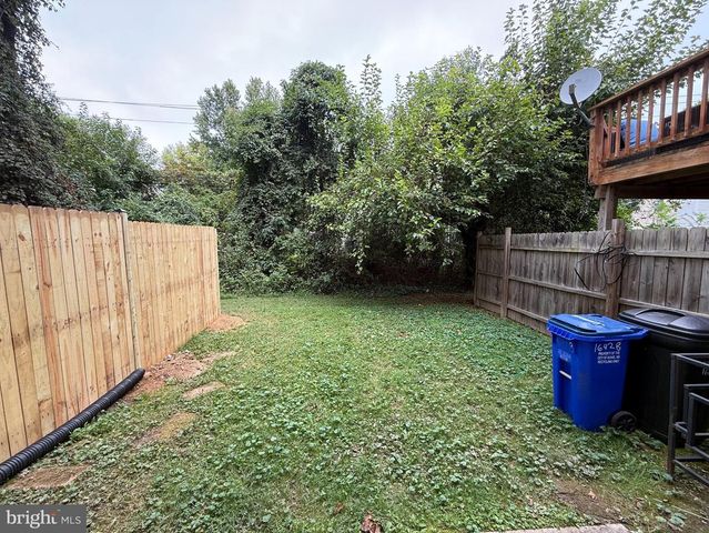 16428 PENNSBURY DR, Bowie, MD 20716