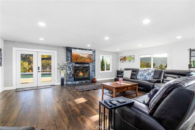 42525 Calle Capistrano, Temecula, CA 92590