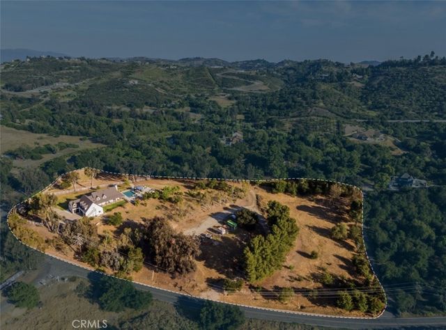 42525 Calle Capistrano, Temecula, CA 92590