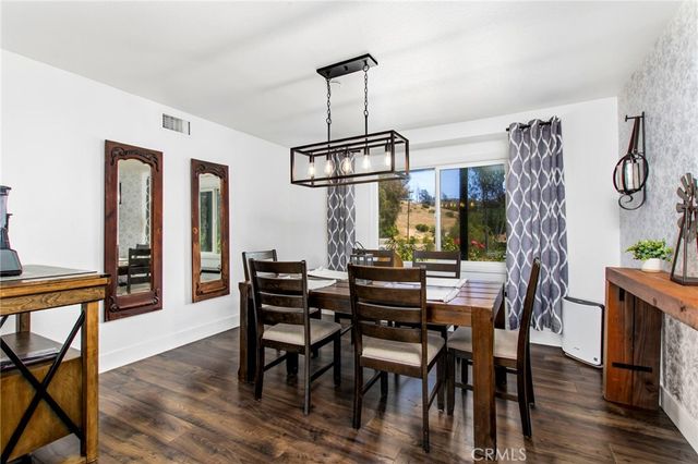 42525 Calle Capistrano, Temecula, CA 92590