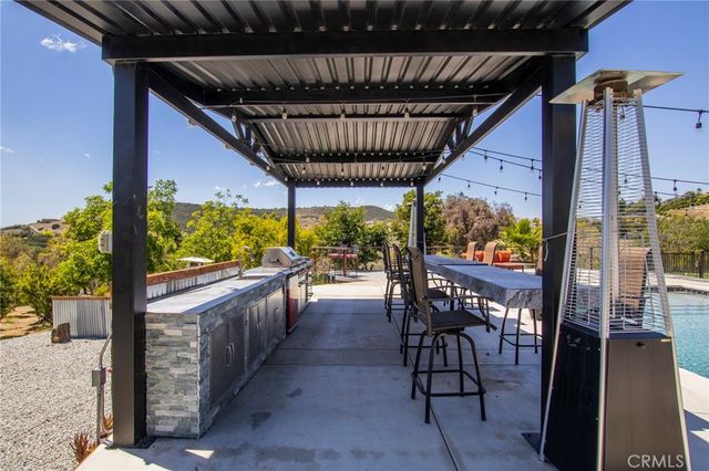 42525 Calle Capistrano, Temecula, CA 92590