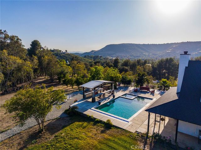 42525 Calle Capistrano, Temecula, CA 92590