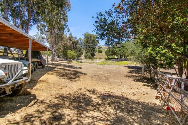 42525 Calle Capistrano, Temecula, CA 92590
