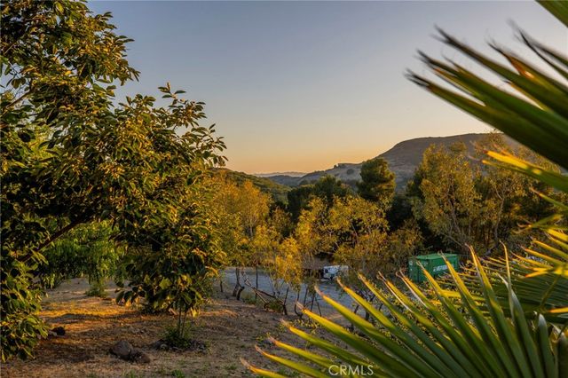 42525 Calle Capistrano, Temecula, CA 92590