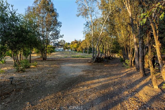 42525 Calle Capistrano, Temecula, CA 92590