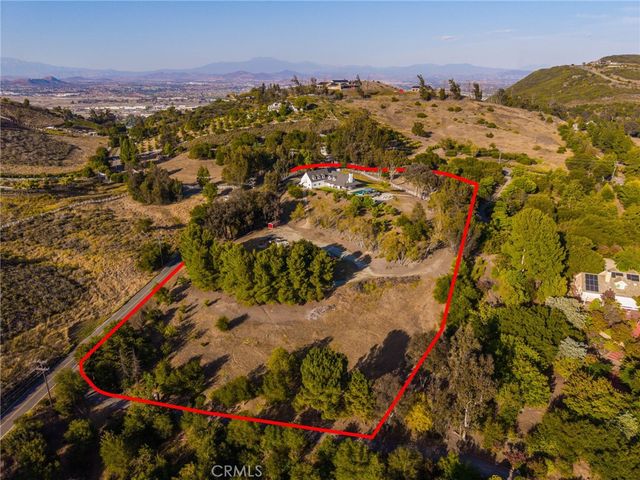 42525 Calle Capistrano, Temecula, CA 92590