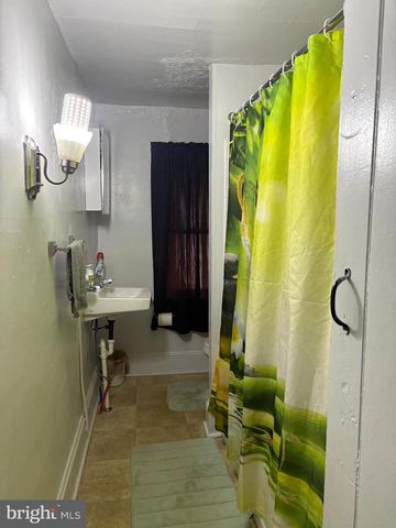 69 PALMER AVE, Coatesville, PA 19320