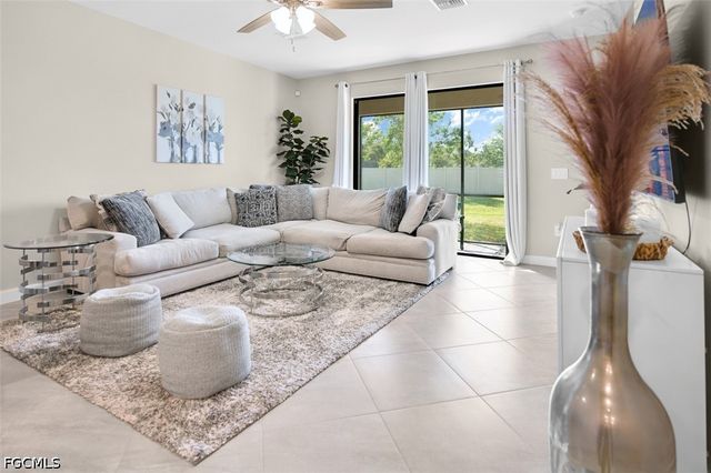 14195 Pine Lodge LN, Fort Myers, FL 33913