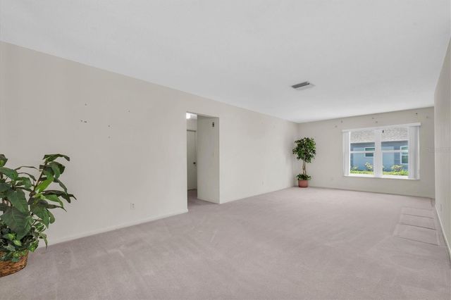 8241 BRENTWOOD ROAD 8241, Seminole, FL 33777