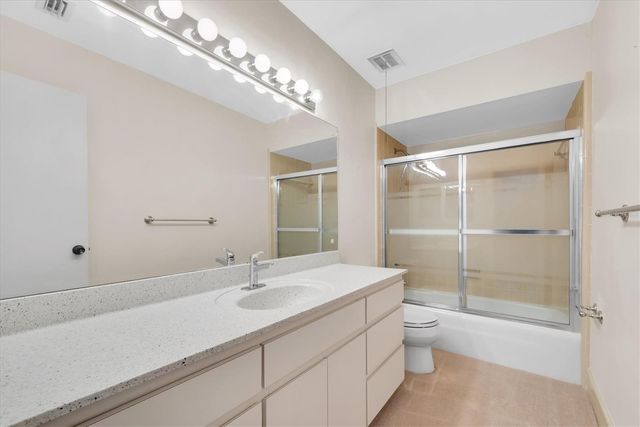 8241 BRENTWOOD ROAD 8241, Seminole, FL 33777